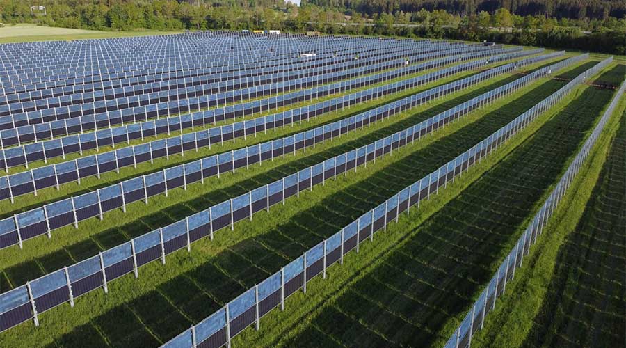 Drohnenaufname im Next2Sun Agri-PV Solarpark Donaueschingen