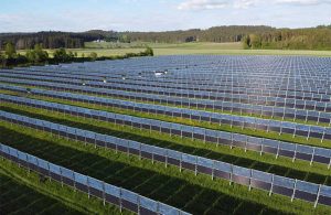 Agri -PV Solarpark Donaueschingen Drohnenaufnahme