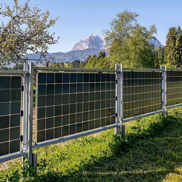 The Solar Fence PV Systems With Up To 15 Higher Electricity Yield 