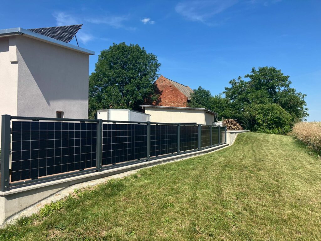 Demoanlage Premium Solarzaun in Petersberg
